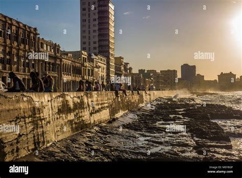 El Malecon sunset in Havana, Cuba Stock Photo - Alamy