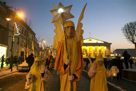 Epiphany celebrations around the world