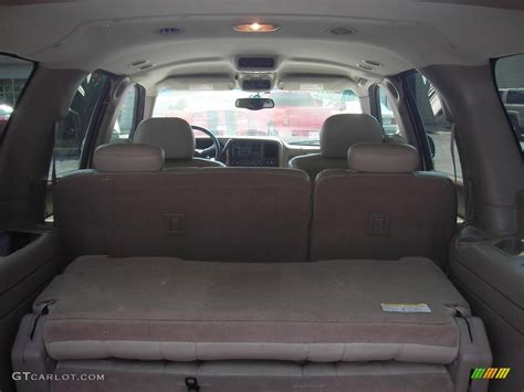 2002 Chevrolet Suburban 1500 LT Interior Photos | GTCarLot.com