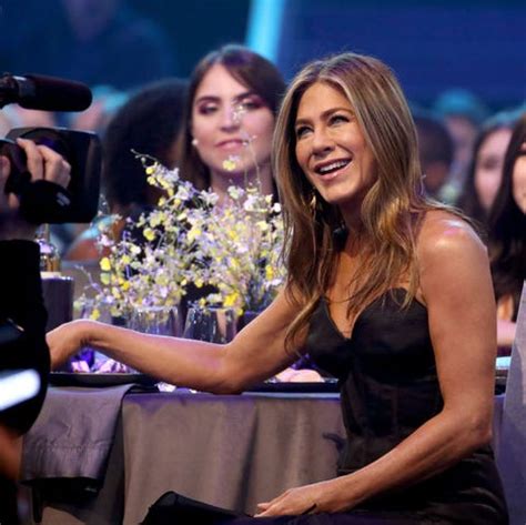 Jennifer Aniston's Arm And Back Workout Involves Boxing And Rows