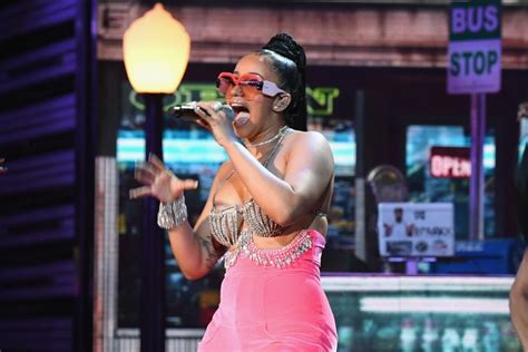 Cardi B Performs 'Bodak Yellow' at the 2017 BET Hip Hop Awards [WATCH]