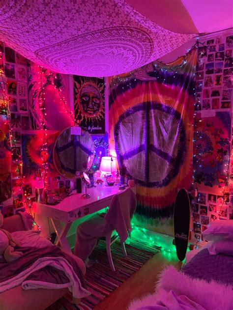 hippie | Punk room, Hippie room decor, Indie room