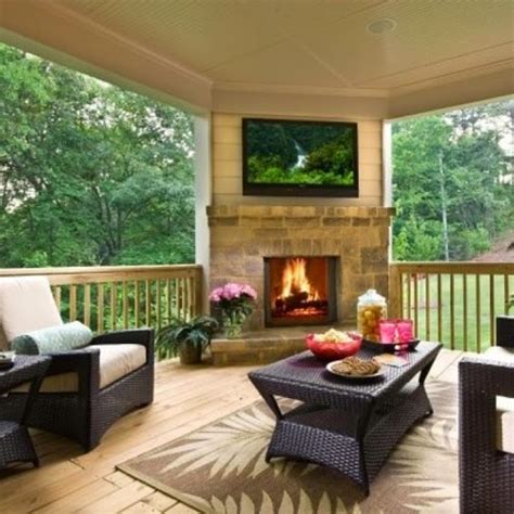 Back porch fireplace- WOW | Dreaming Gardens pub