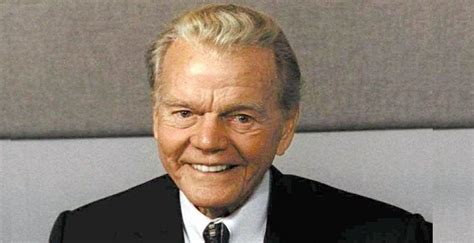 Paul Harvey Biography - Childhood, Life Achievements & Timeline