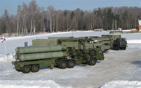 S-400 Triumf SA-21 Growler missile Russia air defense system | Russia Russian missile system ...