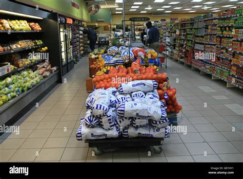 Shopping isle, Noordwyk Spar, Midrand, South Africa Stock Photo - Alamy