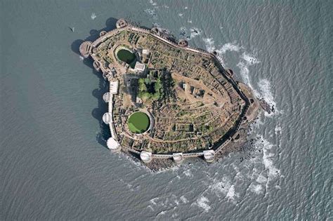 Murud-Janjira Fort, India | Amusing Planet