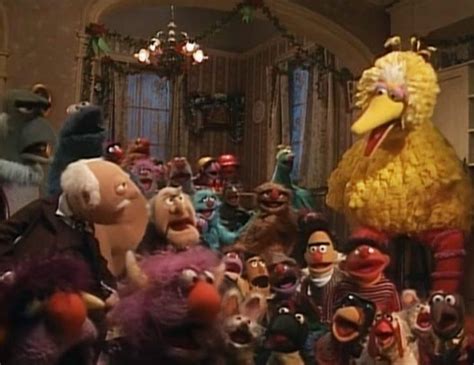 Our 12 Favorite Moments from ‘A Muppet Family Christmas’