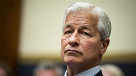 JPMorgan Chase CEO Jamie Dimon to sell company stock for first time | Fox Business