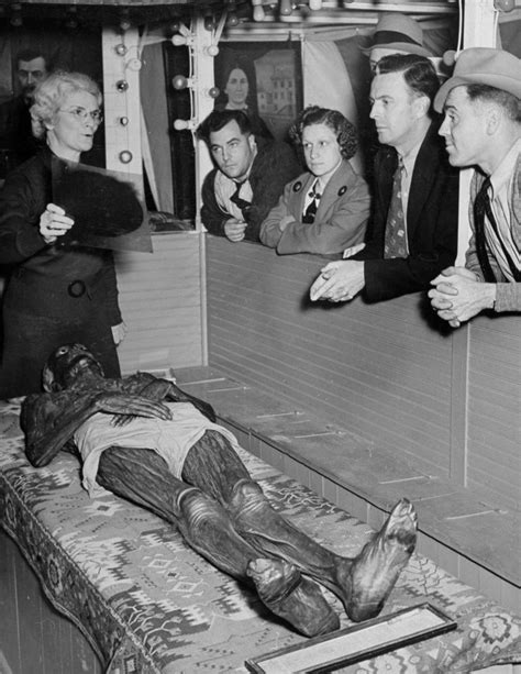 John Wilkes Booth Cadaver Photos: 1938 Carnival Display | TIME