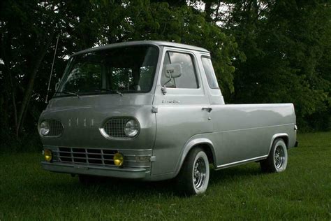 1961 FORD ECONOLINE PICKUP - Front 3/4 - 154200