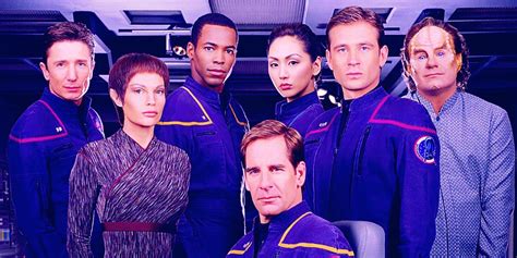 Star Trek: How Old Every Enterprise Bridge Character Was At The Start & End