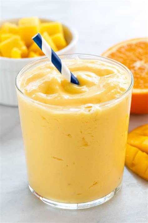 Mango Smoothie Recipe - Jessica Gavin