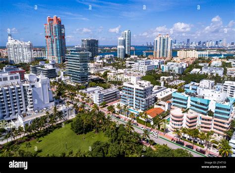 Miami Beach Florida aerial overhead view above bird's eye view city Stock Photo: 152826729 - Alamy