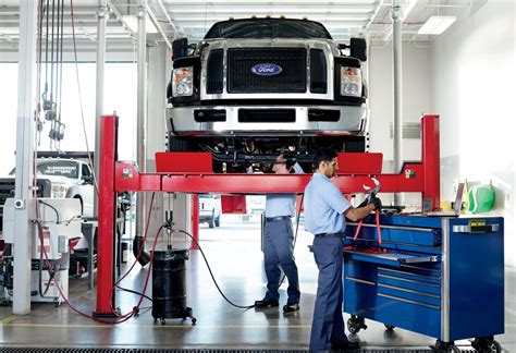 Ford Service & Repair in Waycross, GA | Robbie Roberson Ford Inc.