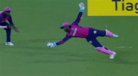 IPL 2023: Rajasthan Royals skipper Sanju Samson pulls off stunning catch to dismiss Delhi ...