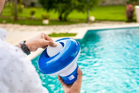 Keep Your Pool In Top Shape: Easy DIY Pool Maintenance Tips