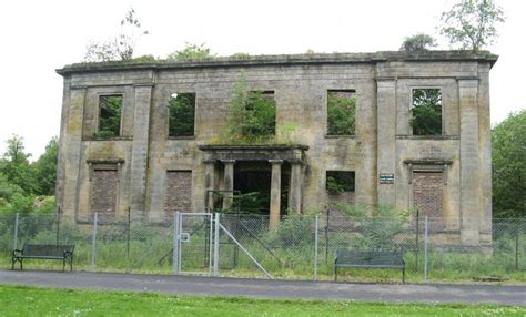 Photographs and map of Plean Country Park near Falkirk