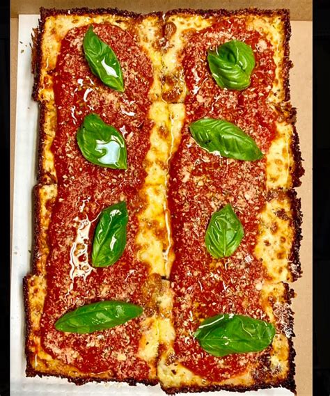 Detroit style with tomato sauce and basil. : r/Pizza