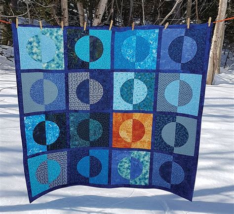 How to Piece Circles + Free Half Moons Afire Quilting Pattern | The Quilter's Planner | Quilt ...