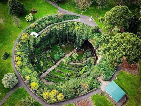 South Australia's Umpherston Sinkhole, also known as The Sunken Garden ...