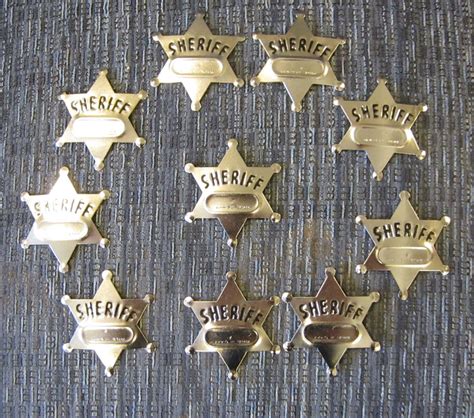 10 NEW METAL TOY SHERIFF BADGES WEST COWBOY SILVER SHERIFF'S BADGE ...