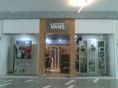 Vans Store Parque Tezontle in México, DF, 9020