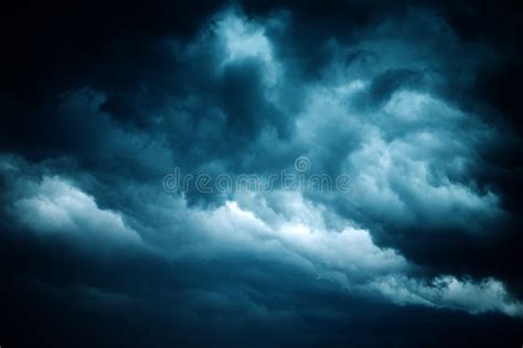 Dramatic Stormy Sky, Dark Clouds before Rain Stock Image - Image of ...