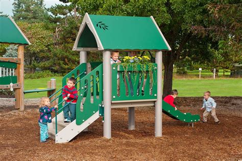 PlayCore | BigToys: Environmentally-Friendly Commercial Playgrounds