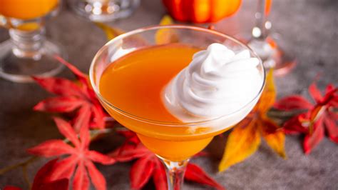 Thanksgiving Drinks You Should Try - PI Hospitality Academy