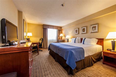 HOLIDAY INN LAVAL MONTREAL $92 ($̶1̶2̶8̶) - Updated 2020 Prices & Hotel ...