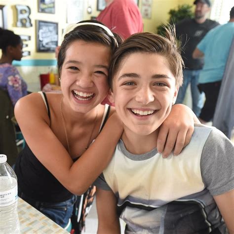 Nothing but smiles on the set of #AndiMack! #Jandi Andi Mack Cast, Annie Angel, Peyton Elizabeth ...