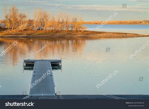 99 Reservoir boat ramp Images, Stock Photos & Vectors | Shutterstock