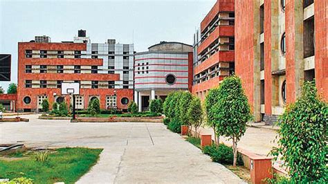 Admission to Jawaharlal Nehru University's School of Engineering starts