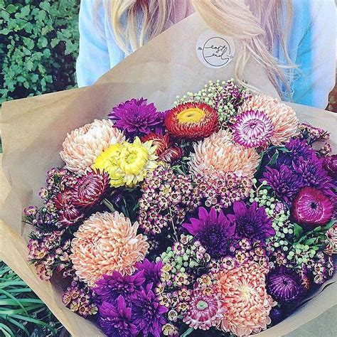 East End Flower Market on Instagram: “🌺🌺 Flowers to match the weather via @hollypck ☀️☀️# ...