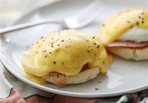 Eggs Benedict Recipe For Two - Lauren's Latest