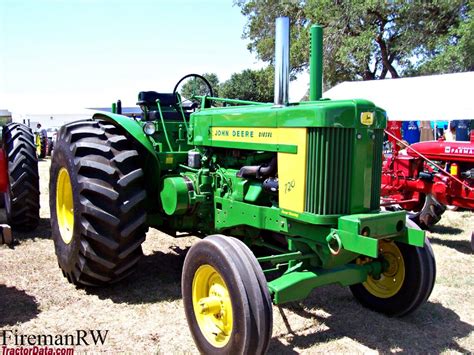 TractorData.com John Deere 720 Standard tractor photos information