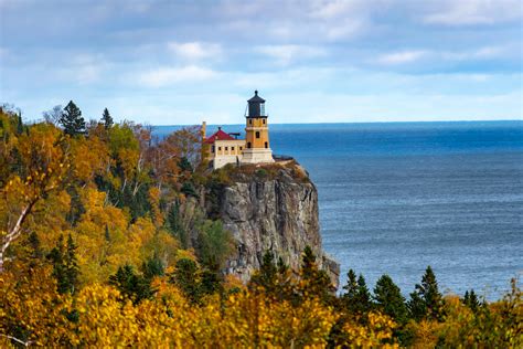 Split Rock Lighthouse with Fall Colors : r/minnesota