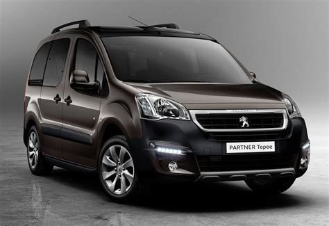 Peugeot Partner Tepee (2024-2025) цена и характеристики, фотографии и обзор