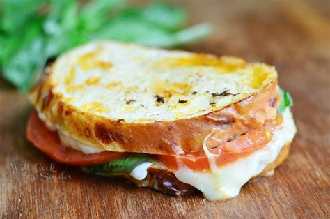 Caprese Grilled Cheese {Guest Post from Will Cook For Smiles} - Wine & Glue