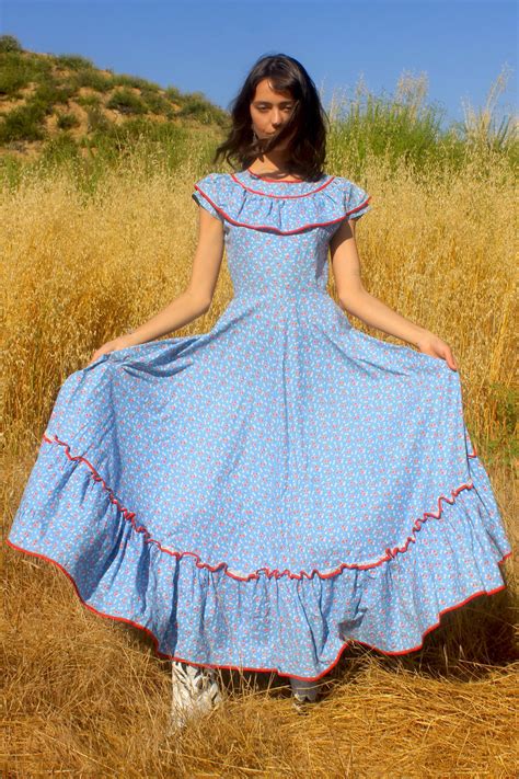 1930s Cotton Calico Lawn Dress | Dresses, Hippie dresses, Vintage skirt