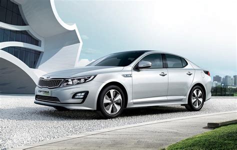 Upgraded Kia Optima Hybrid Makes its way to Europe – Autovolt Magazine