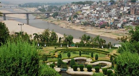 tawi-river-and-jammu-city-seen-from-bagh-e-bahu India Travel Guide, Kashmir India, Srinagar ...