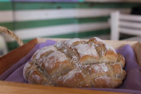 Pan de centeno. #centeno #bread #homemade #freshlybaked Pita, Bread ...