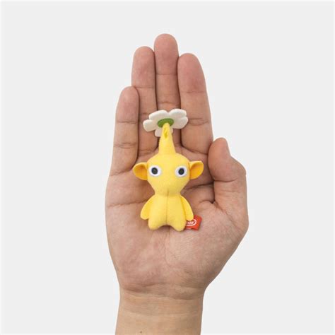 Plush Keychain Yellow Pikmin - Meccha Japan