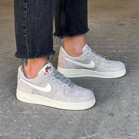 Nike Air Force 1 Suede Grey | Streetstyle