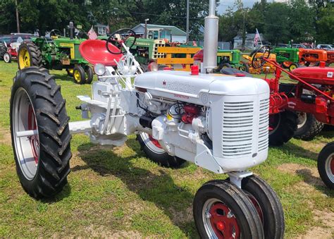 saw this Farmall Demonstrator at a tractor show today. : tractors