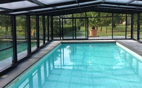 Swimming Pool Enclosures - Tempered Glass Pool Enclosure Specalists | Piscina cubierta, Piscinas ...