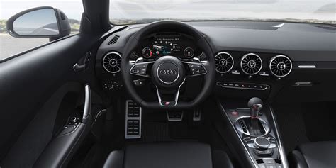 Audi TTS Roadster Interior & Infotainment | carwow