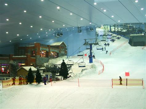 Just a gigantic indoor ski resort...no big deal, Dubai. Places Ive Been ...